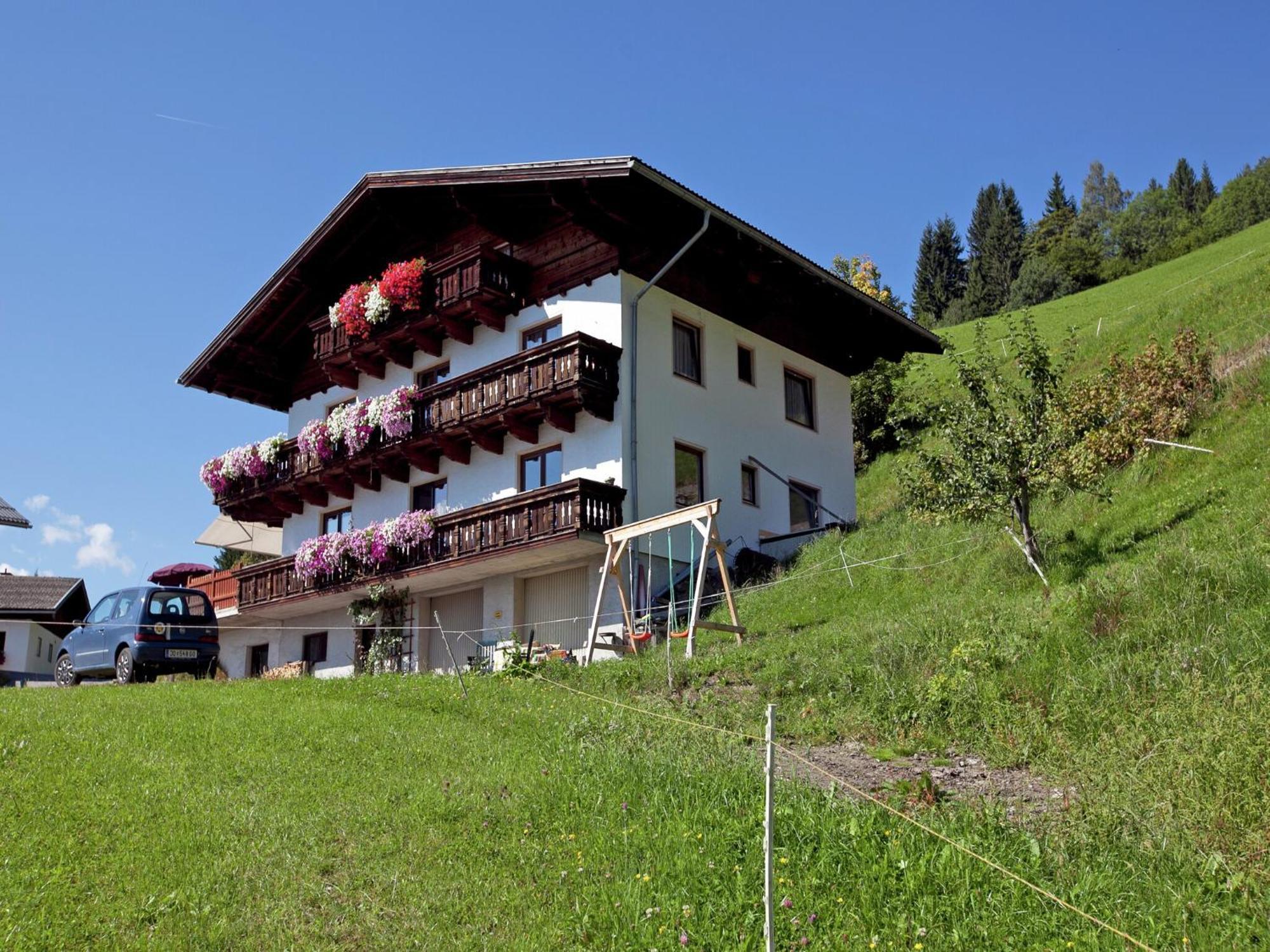 Cozy Apartment in Sankt Johann im Pongau near Ski Area Wagrain Bagian luar foto