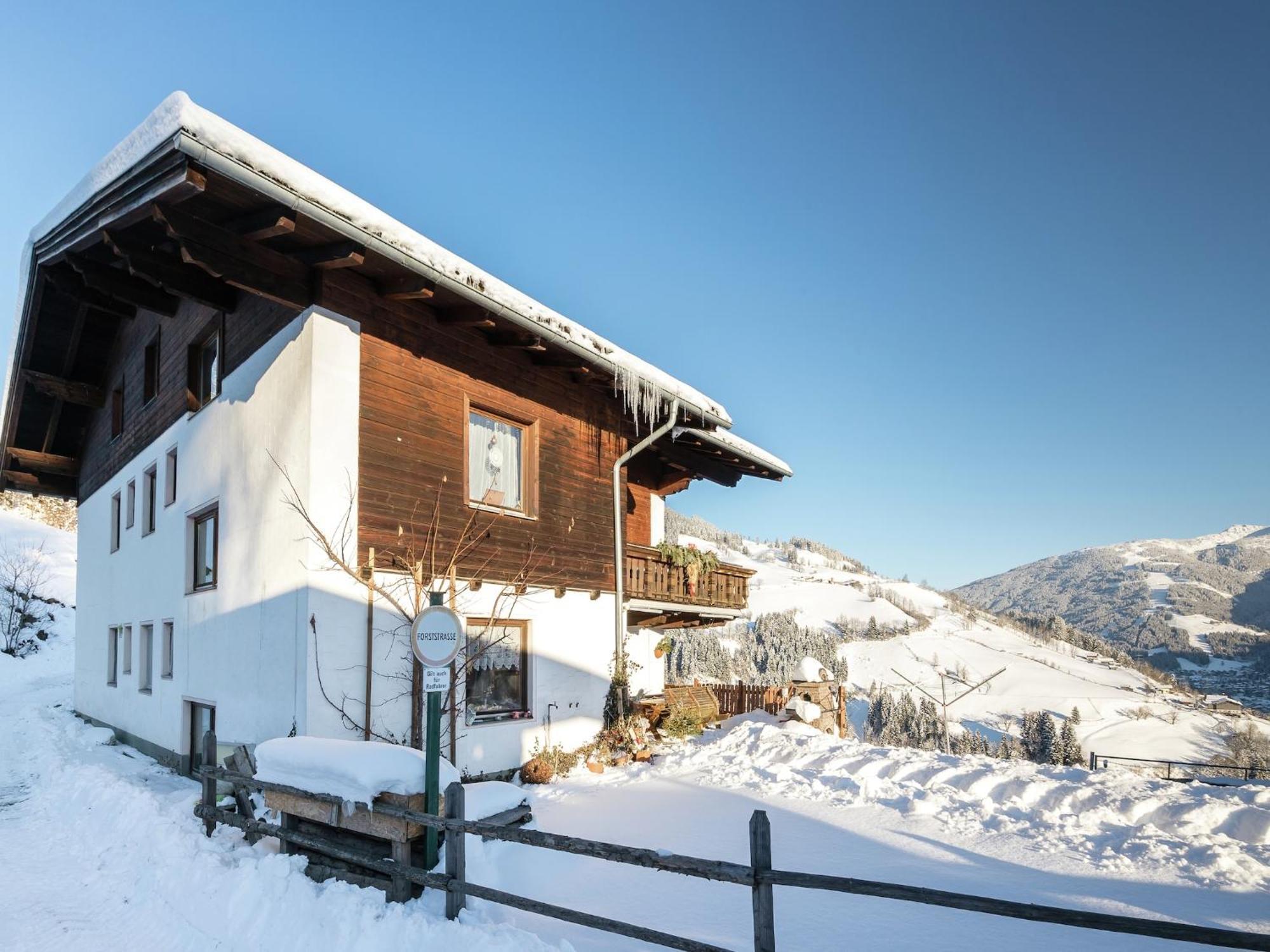 Cozy Apartment in Sankt Johann im Pongau near Ski Area Wagrain Bagian luar foto