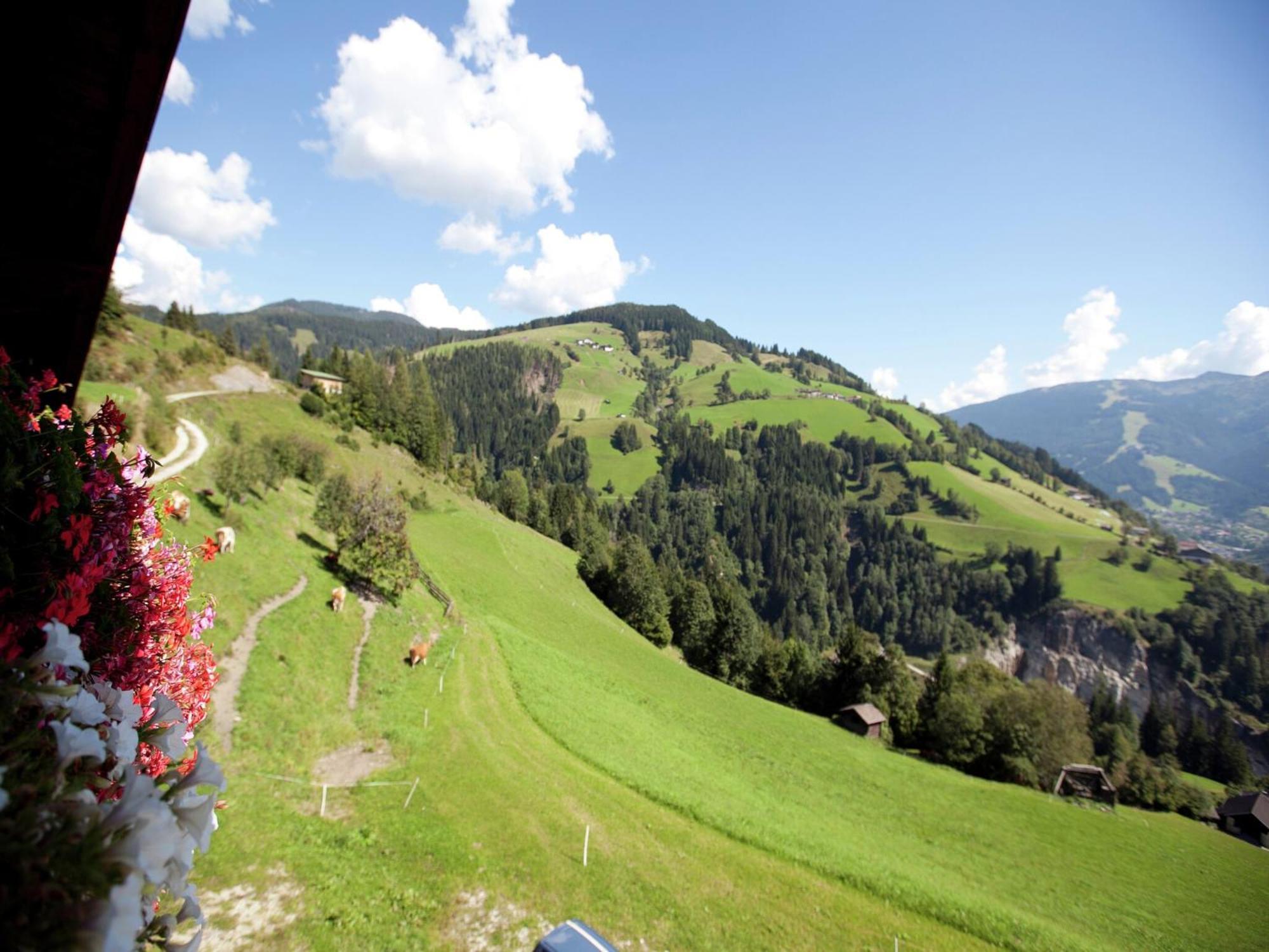 Cozy Apartment in Sankt Johann im Pongau near Ski Area Wagrain Bagian luar foto