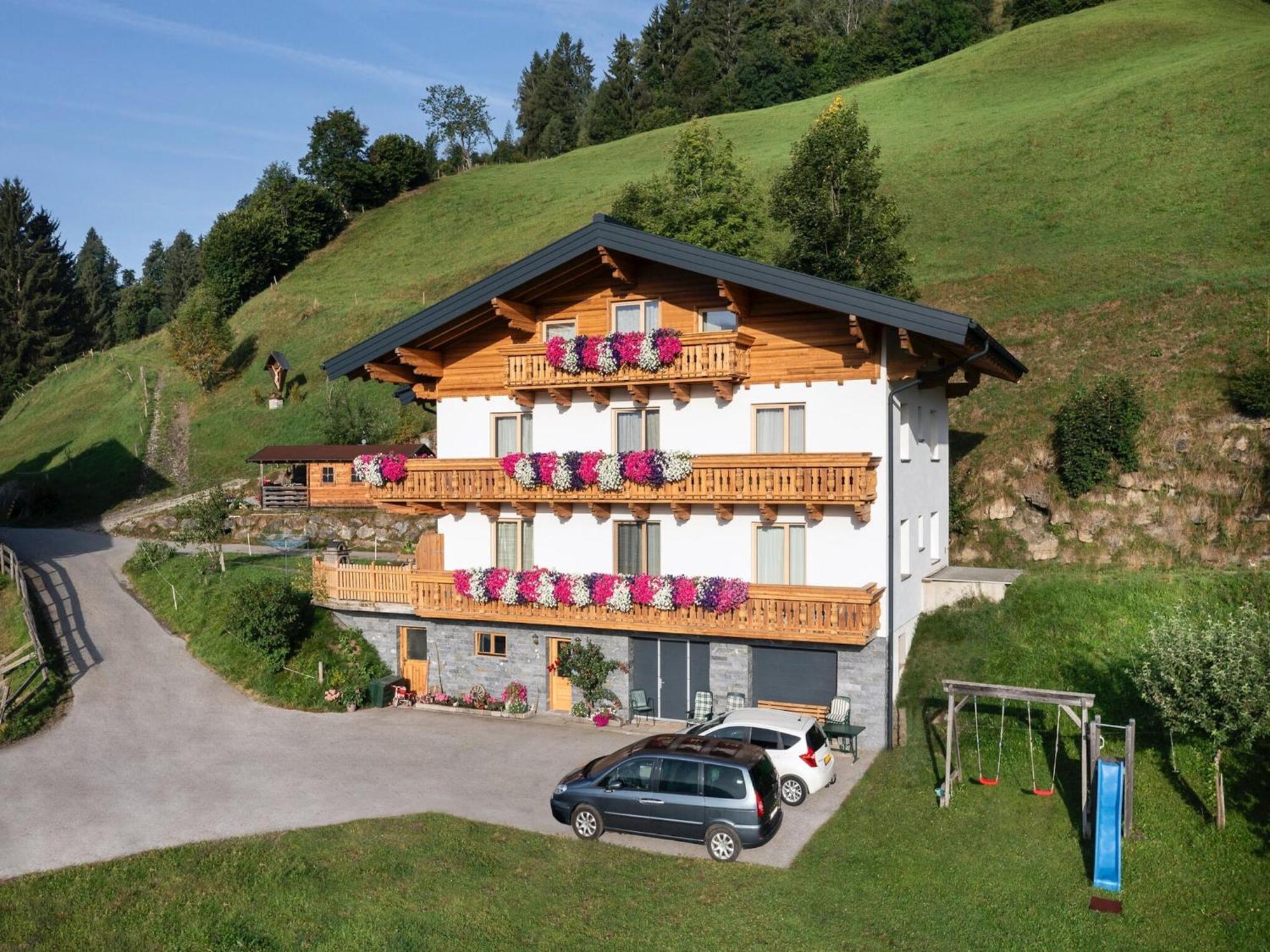 Cozy Apartment in Sankt Johann im Pongau near Ski Area Wagrain Bagian luar foto